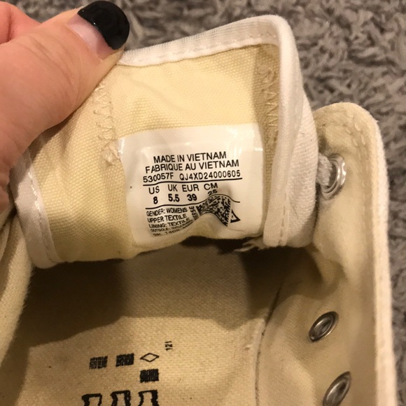 Converse - Picture 4 of 4